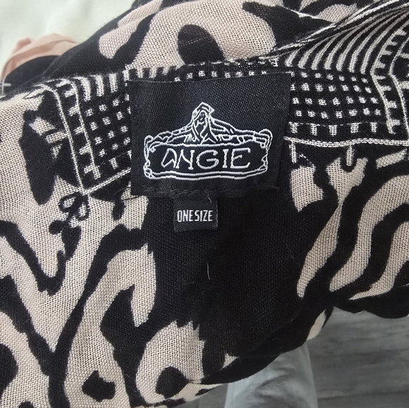 Angie Black and Cream Boho Kimono - Picture 5 of 5